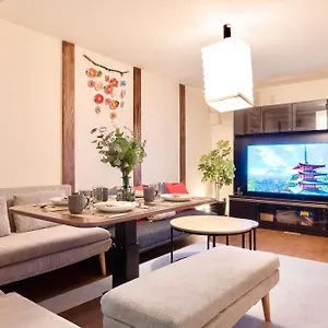 Kizuna 絆 - 5 Bedding In 2 Tatami Rooms, Max 11, 1 And A Half Bath Rooms, 30min To Usj, Kaiyukan Aquarium & Namba, 12min To Kyocera Dome, , Japanese Style Private House , 大阪市 日本